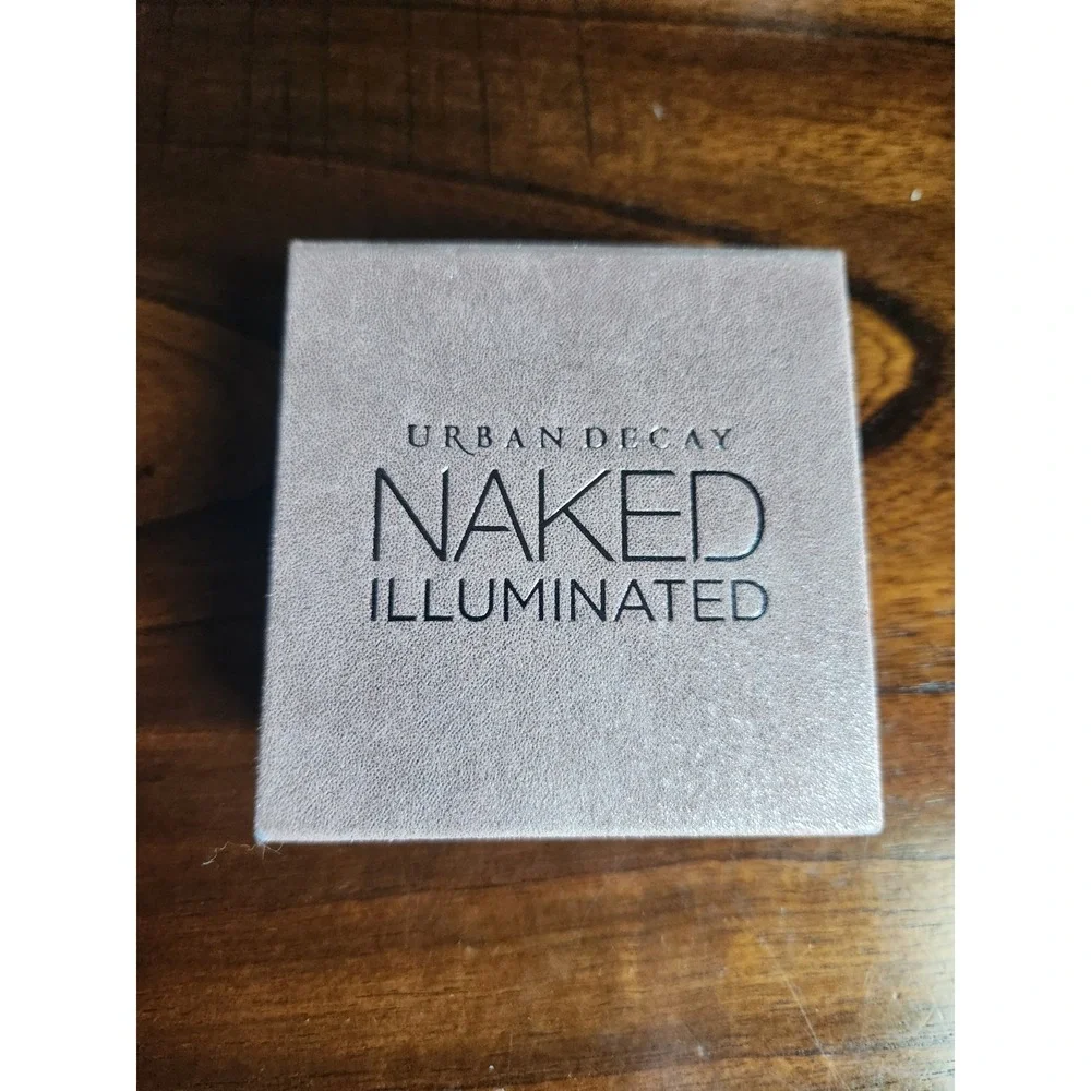 Urban Decay Naked Illuminated Face & Body Powder Luminous FULL SIZE RARE